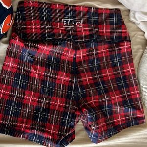 FLEO high rise shorts